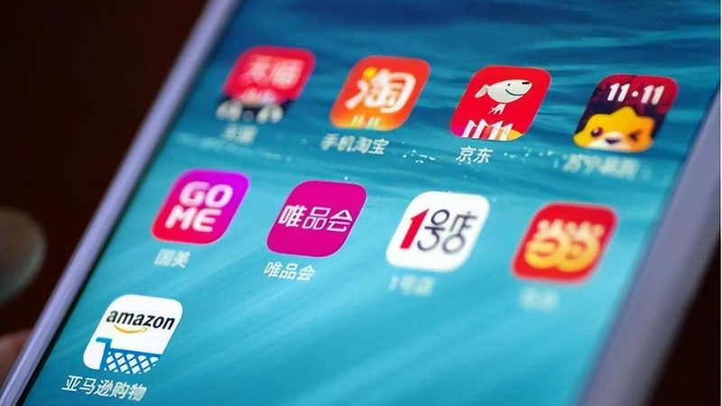 在杭州，众多电商创业孵化基地争奇斗艳，以下列举几个知名基地，供创业者参考：